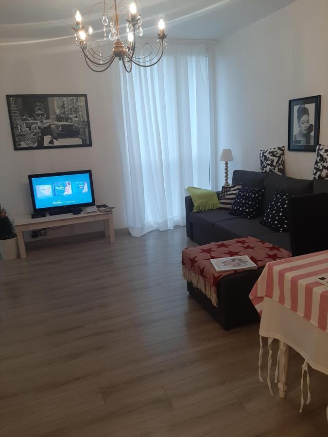Hollywood Apartament Kosciuszki Лодз Екстериор снимка