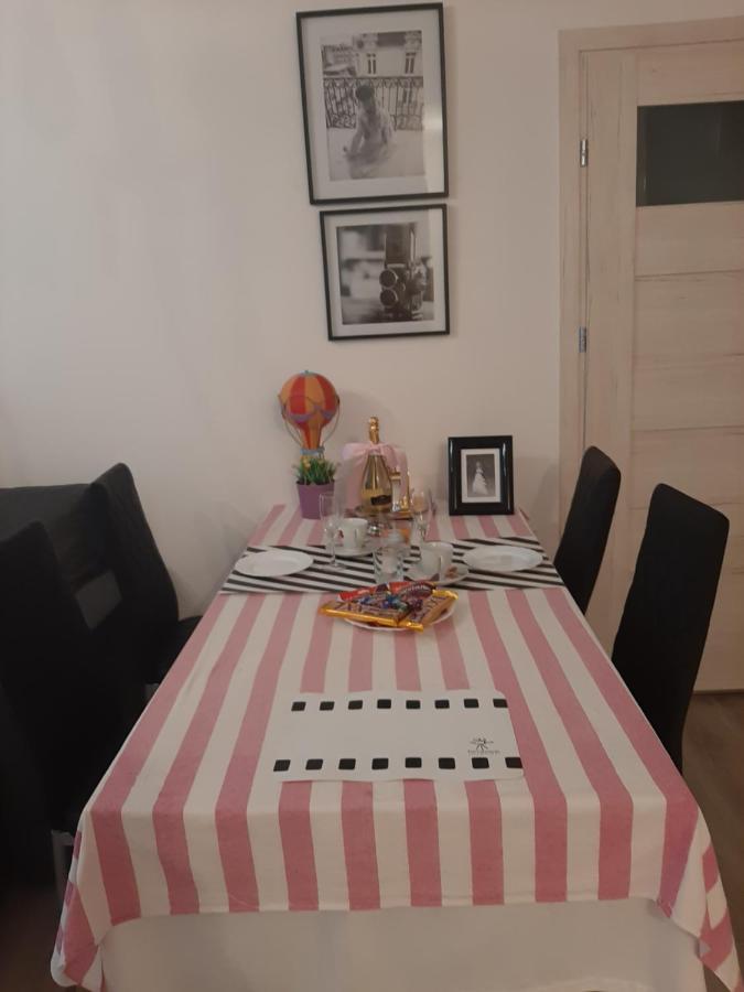 Hollywood Apartament Kosciuszki Лодз Екстериор снимка