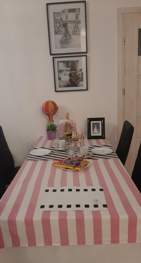 Hollywood Apartament Kosciuszki Лодз Екстериор снимка